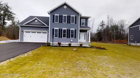 52 Huntington Way, Ballston Spa, NY 12020