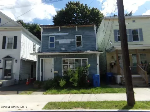 15 Jeanette St, Albany, NY 12209