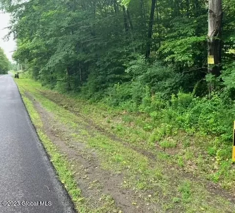 3160 Coach Rd, Argyle, NY 12809