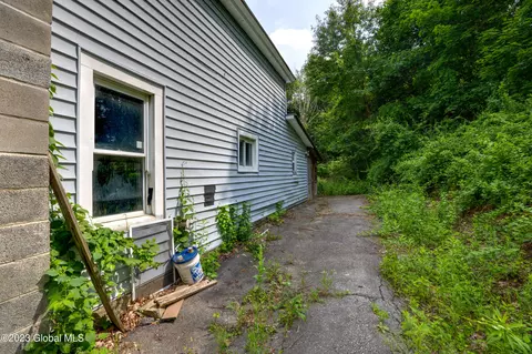 26 Pine St, Corinth, NY 12822 photo 13