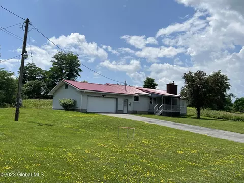 438 Pattersonville Rd, Amsterdam, NY 12010