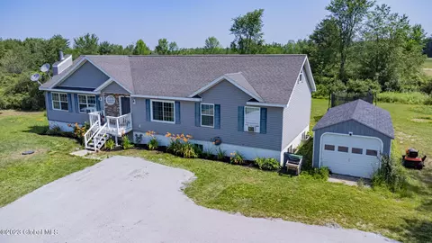641 Lynk St, Sprakers, NY 12166 photo 6