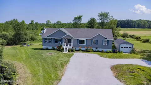 641 Lynk St, Sprakers, NY 12166 photo 5