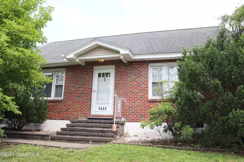 1522 Mcclellan St, Schenectady, NY 12309