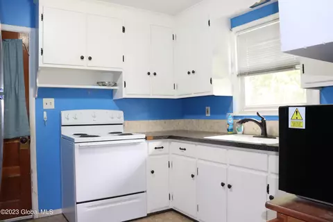 1522 Mcclellan St, Schenectady, NY 12309 photo 5