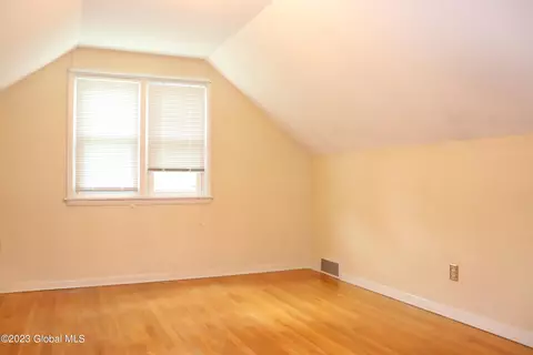 1522 Mcclellan St, Schenectady, NY 12309 photo 27
