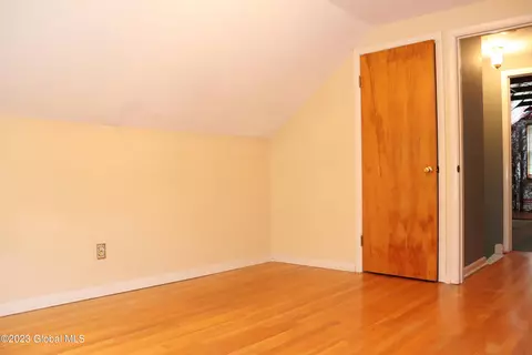 1522 Mcclellan St, Schenectady, NY 12309 photo 29