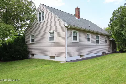 1522 Mcclellan St, Schenectady, NY 12309 photo 40