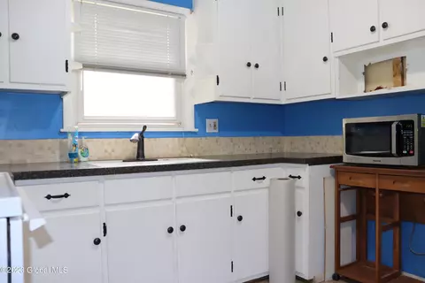 1522 Mcclellan St, Schenectady, NY 12309 photo 4