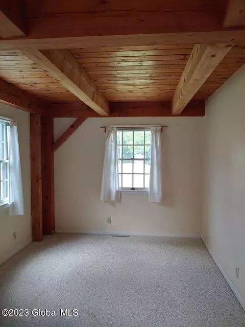 389 Mohawk Dr, Fonda, NY 12068 photo 12