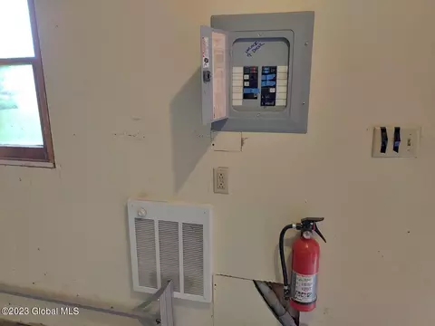 389 Mohawk Dr, Fonda, NY 12068 photo 34