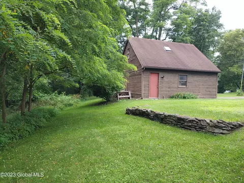 389 Mohawk Dr, Fonda, NY 12068 photo 6