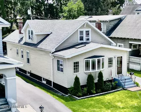 780 Central Pkwy, Schenectady, NY 12309