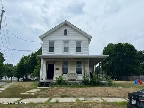 49 Washington St, Greenwich, NY 12834