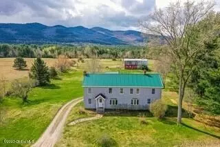 902 Stickney Bridge Rd, Jay, NY 12941