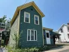 4 Harrison Pl, Glens Falls, NY 12801