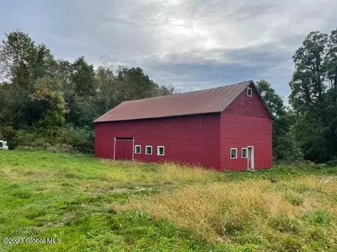 44 Rt 423, Stillwater, NY 12170