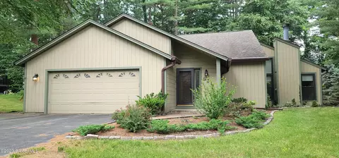 62 Meadow Rue Place Pl, Ballston Spa, NY 12020
