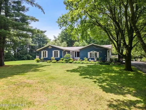 118 Evans Rd, Schenectady, NY 12306 photo 4