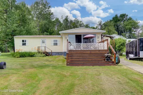 163 Gilbert Rd, Mayfield, NY 12117