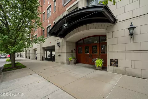 59 Railroad Pl #603, Saratoga Springs, NY 12866