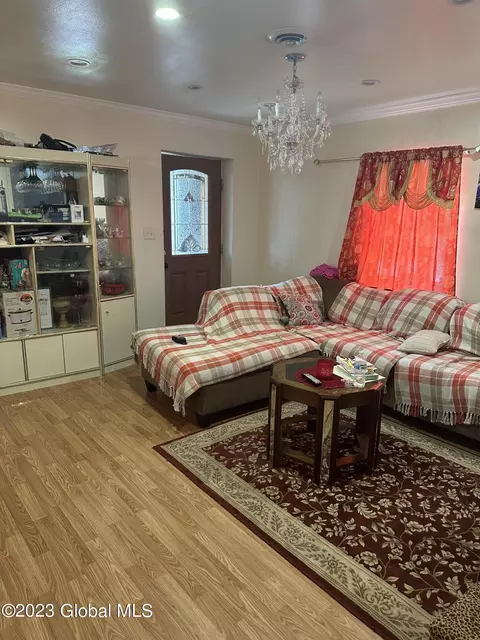 1 Myrtle Ave, Schenectady, NY 12304 photo 6