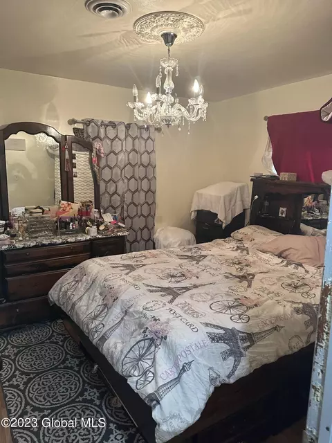 1 Myrtle Ave, Schenectady, NY 12304 photo 12