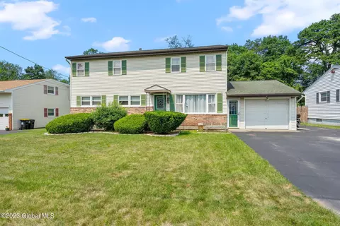 1129 St Jude Dr, Schenectady, NY 12303