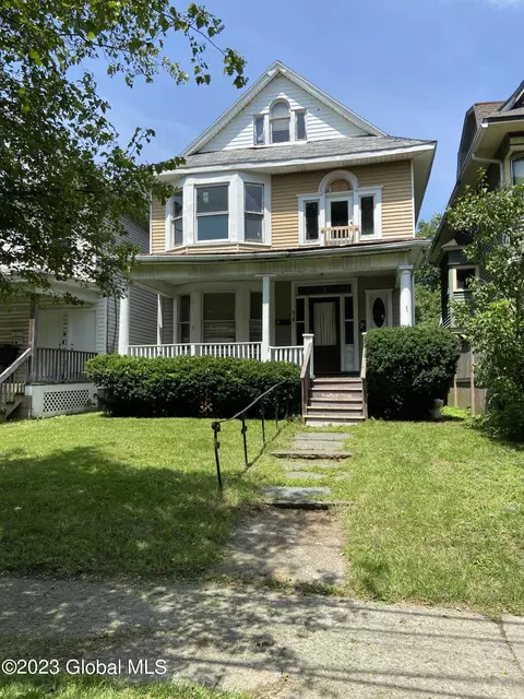 76 N Allen St, Albany, NY 12203