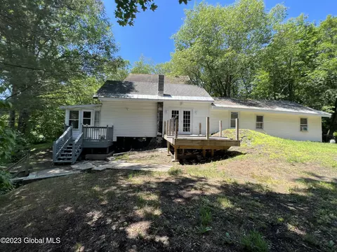 404 Lansing Ave, Troy, NY 12182