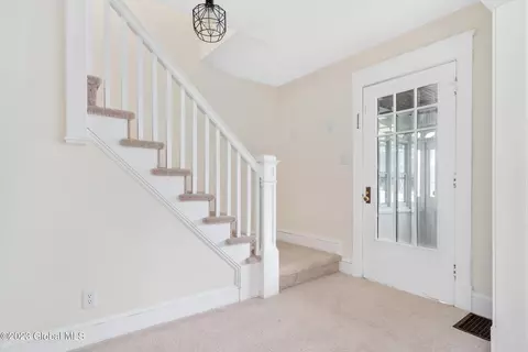 1111 Phoenix Ave, Schenectady, NY 12308 photo 8
