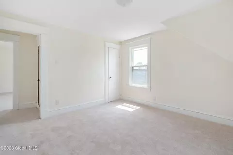 1111 Phoenix Ave, Schenectady, NY 12308 photo 24