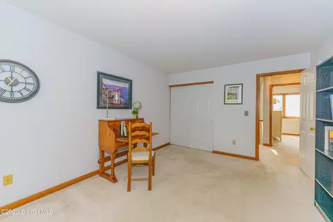 72 Commonwealth Dr, Glenmont, NY 12077 photo 20