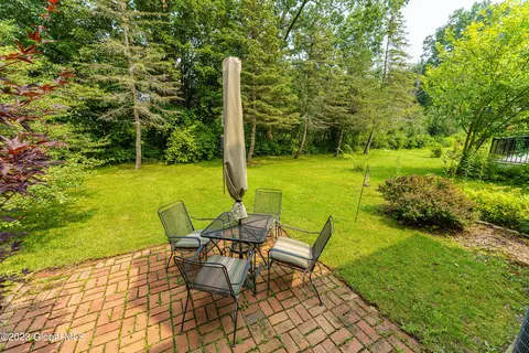 72 Commonwealth Dr, Glenmont, NY 12077 photo 26