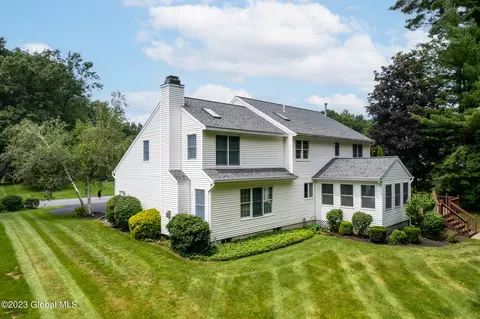 17 Duchess Path, Halfmoon, NY 12065 photo 43