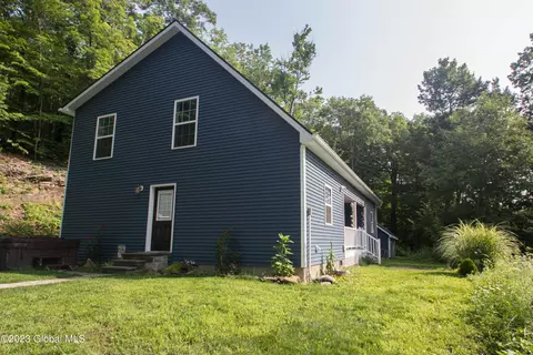 118 County Route 67, Stillwater, NY 12871