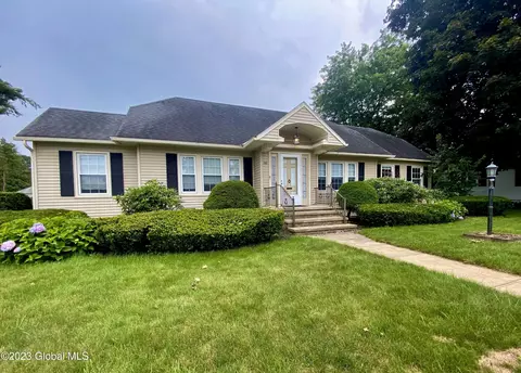 116 Prindle Ave, Johnstown, NY 12095