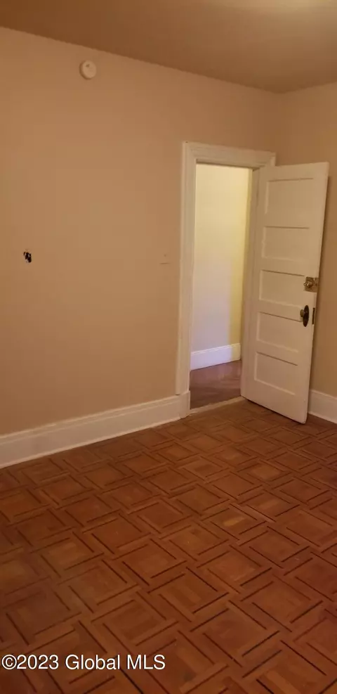 1004 Union St, Schenectady, NY 12308 photo 18