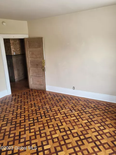 1004 Union St, Schenectady, NY 12308 photo 9