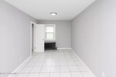 26 Harrison Ave, Delmar, NY 12054 photo 4