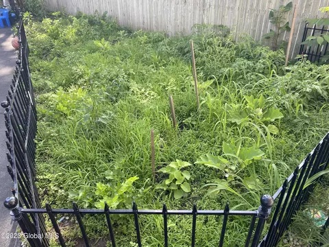 808 Grant Ave, Schenectady, NY 12307 photo 9