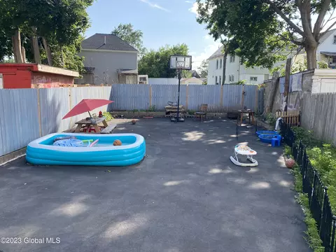 808 Grant Ave, Schenectady, NY 12307 photo 7