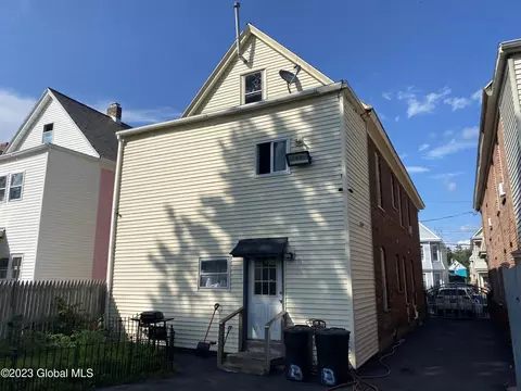 808 Grant Ave, Schenectady, NY 12307 photo 5