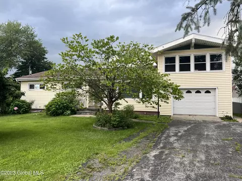 10 Collins Pl, Albany, NY 12208