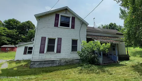58 County Line Rd, Gouverneur, NY 13642