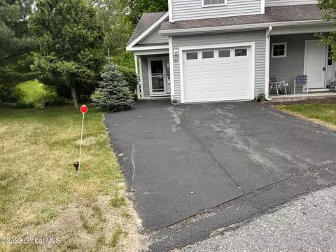 54 Cobblestone Ct, Schenectady, NY 12306 photo 28