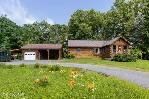 1291 Burgoyne Ave, Hudson Falls, NY 12839