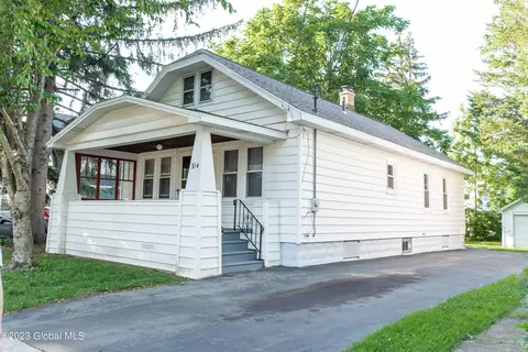 314 Riverside Ave, Scotia, NY 12302