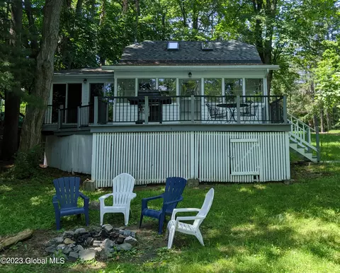 1278 Burden Lake Rd, Averill Park, NY 12018