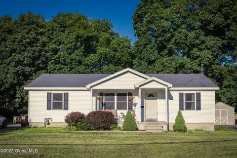 238 South St, Glens Falls, NY 12801